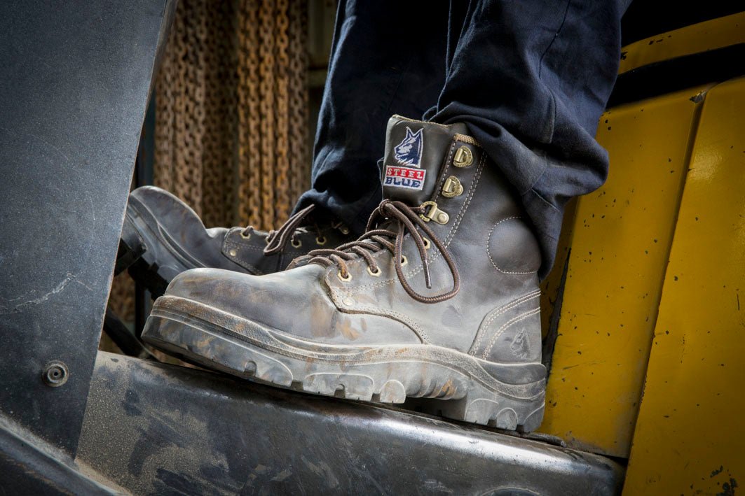 Men's work boots