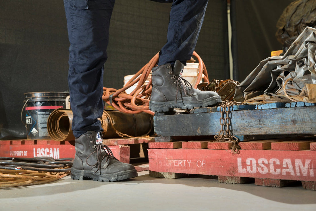 Men's work boots